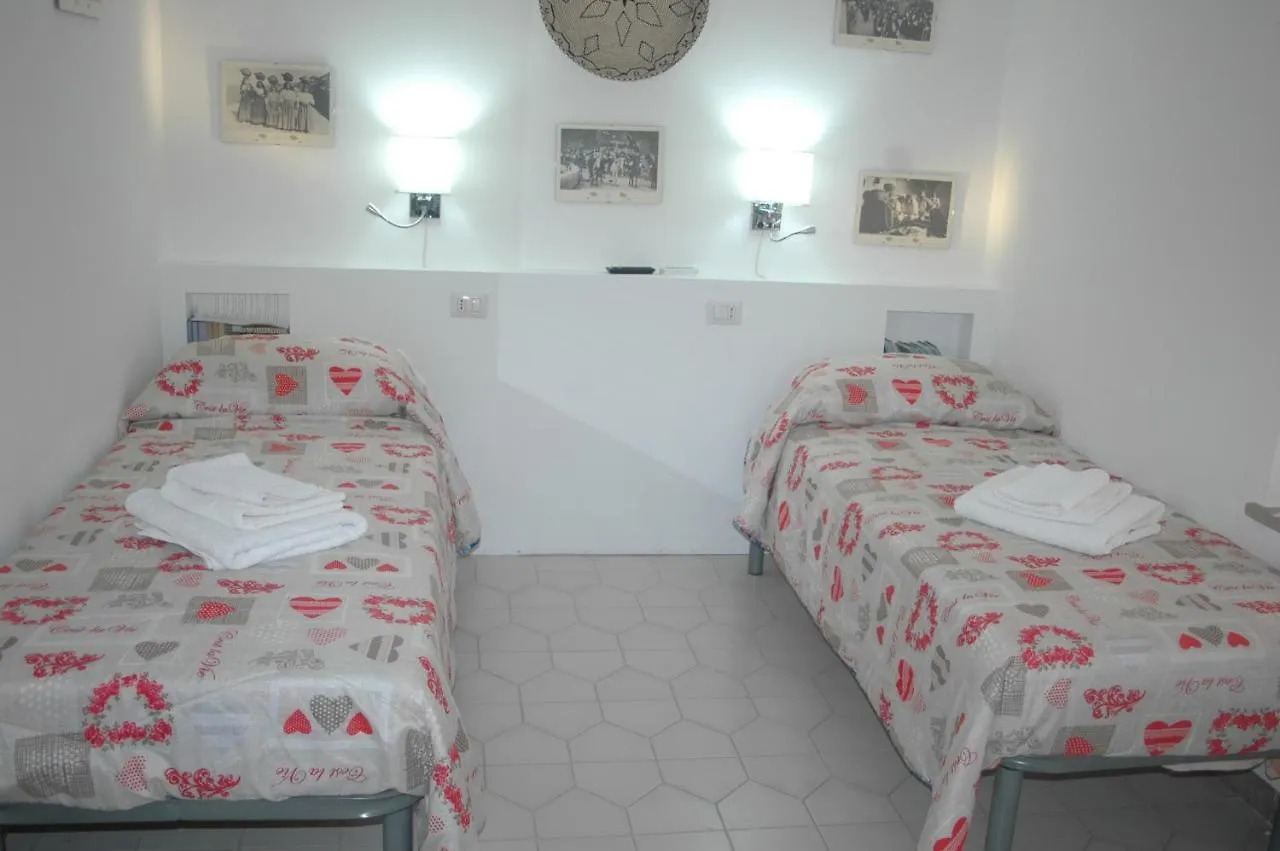 B&B La Terrazza La Caletta 0*,  Italy